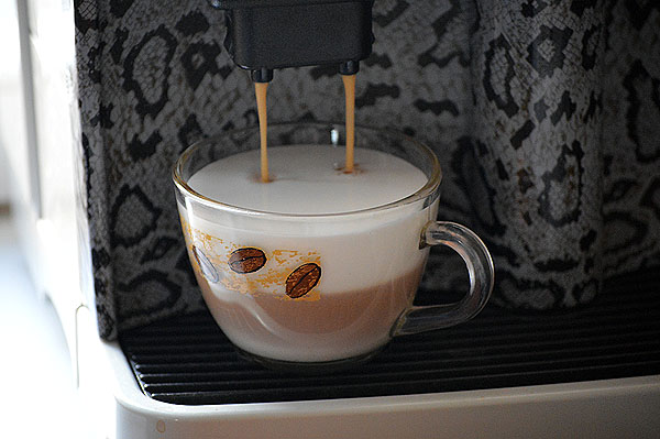 Правила приготовления капучино в кофемашине