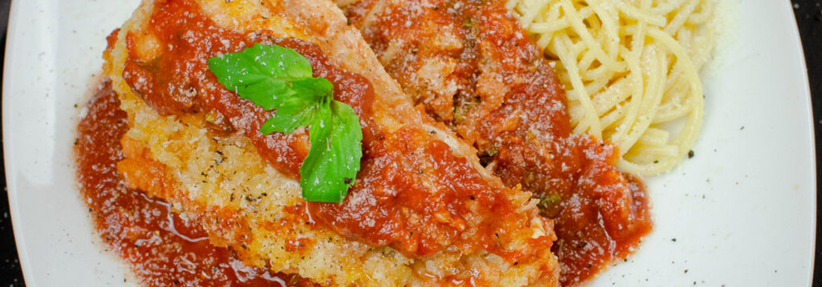 Куриные грудки с моцареллой и пармезаном Куриные грудки с моцареллой и пармезаном