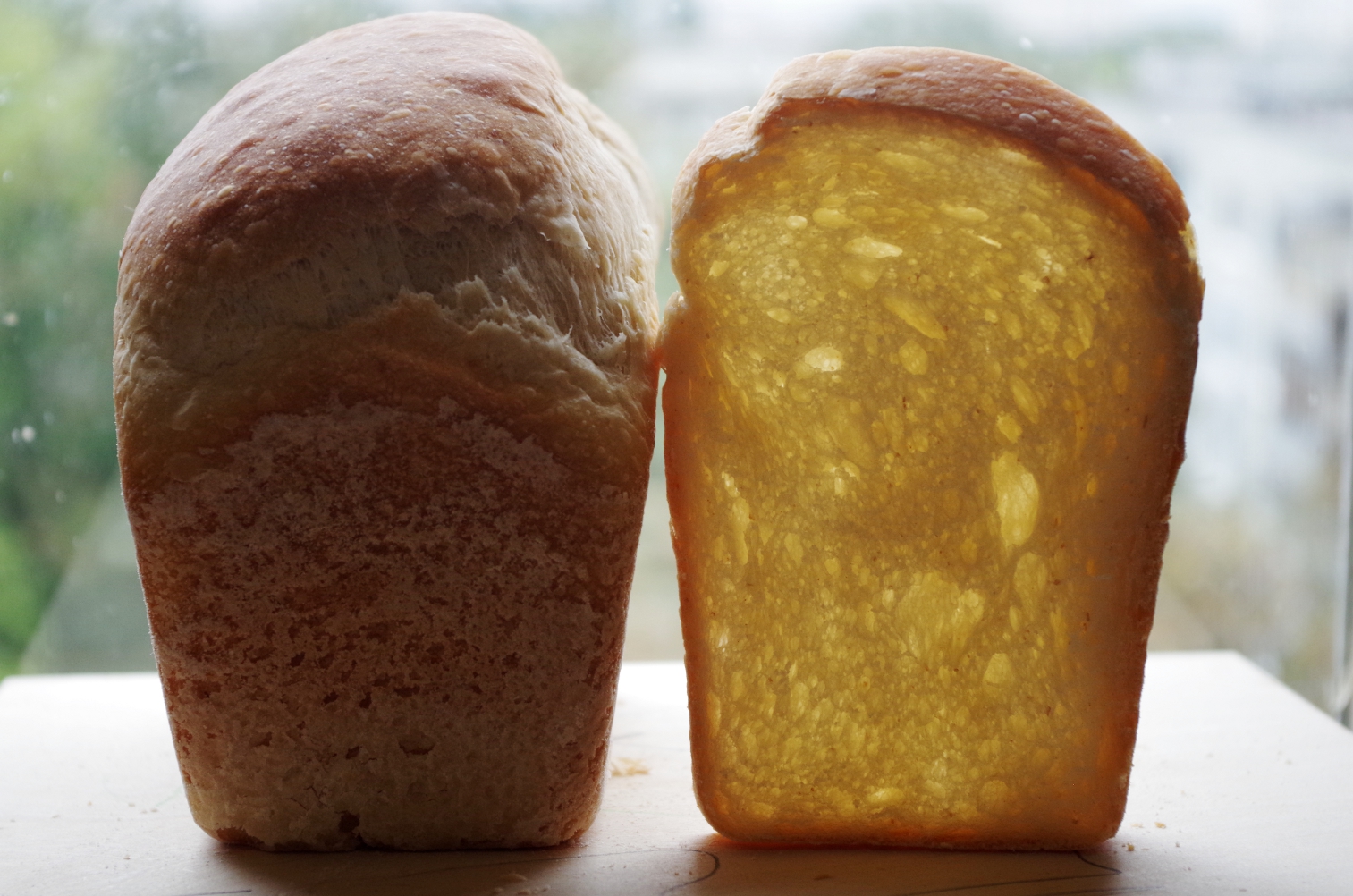 Можно ли есть масло с хлебом. Дока хлеб. Хлеб с подсолнечным маслом. Батон с маслом. Черный хлеб с подсолнечным маслом.