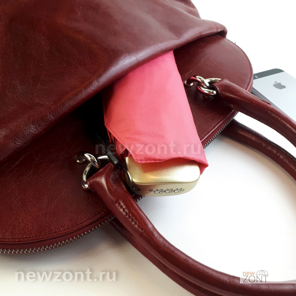 Что лучше зонт или дождевик
