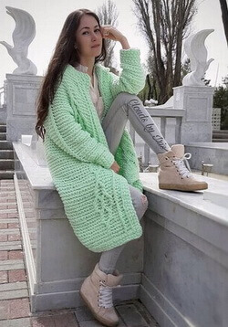 Кардиган из пряжи Пуффи Ализе