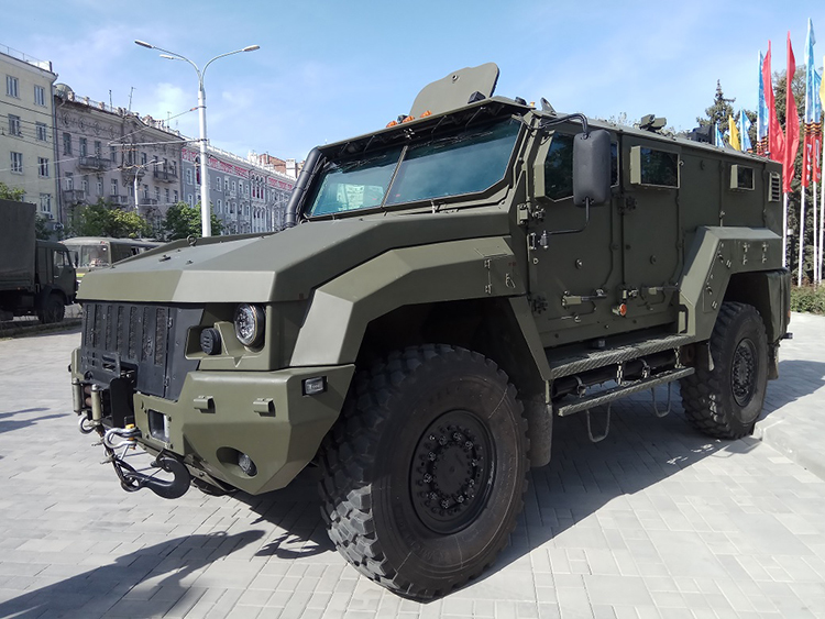 Узбекистан принял на вооружение броневик Узбекистан принял на вооружение броневик