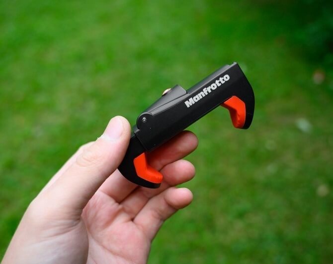 Универсальный держатель для смартфона Manfrotto MCPIXI Универсальный держатель для смартфона Manfrotto MCPIXI