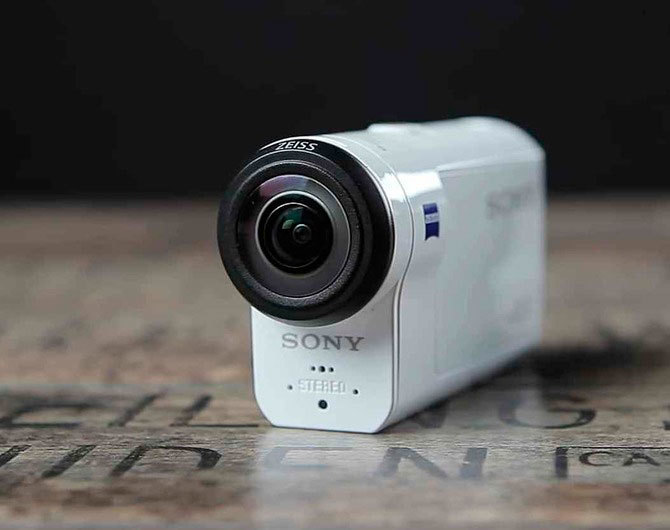 Подробнее о SONY FDR-X3000 Подробнее о SONY FDR-X3000