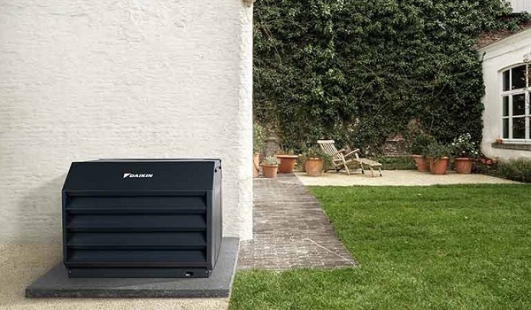 Daikin озаботилась снижением шумности наружных блоков Daikin озаботилась снижением шумности наружных блоков