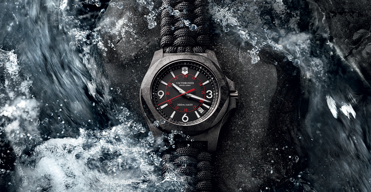 I.N.O.X. CARBON