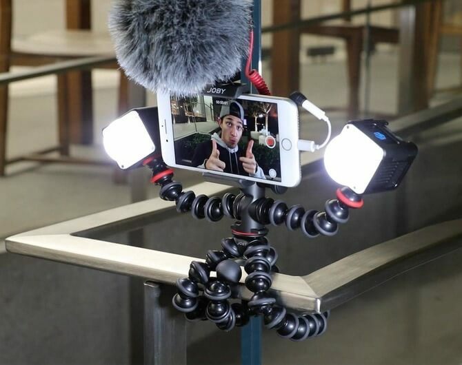 Есть ли руки у штатива Joby GorillaPod Mobile Rig? Есть ли руки у штатива Joby GorillaPod Mobile Rig?
