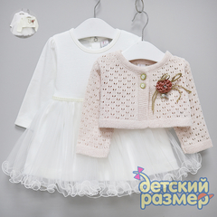 Платье (брошь)