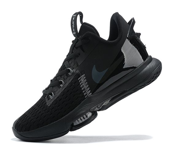 nike lebron witness 5
