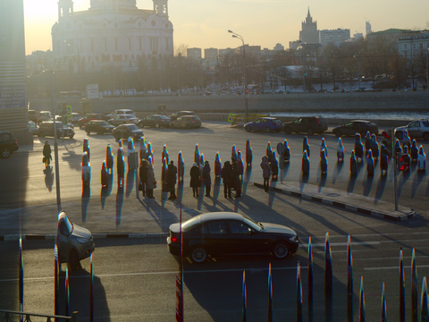 Cathedral of the Christ the Savior. Moscow Traffic Cathedral of the Christ the Savior. Moscow Traffic