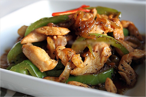 Готовое блюдо — Курица в перечном соусе