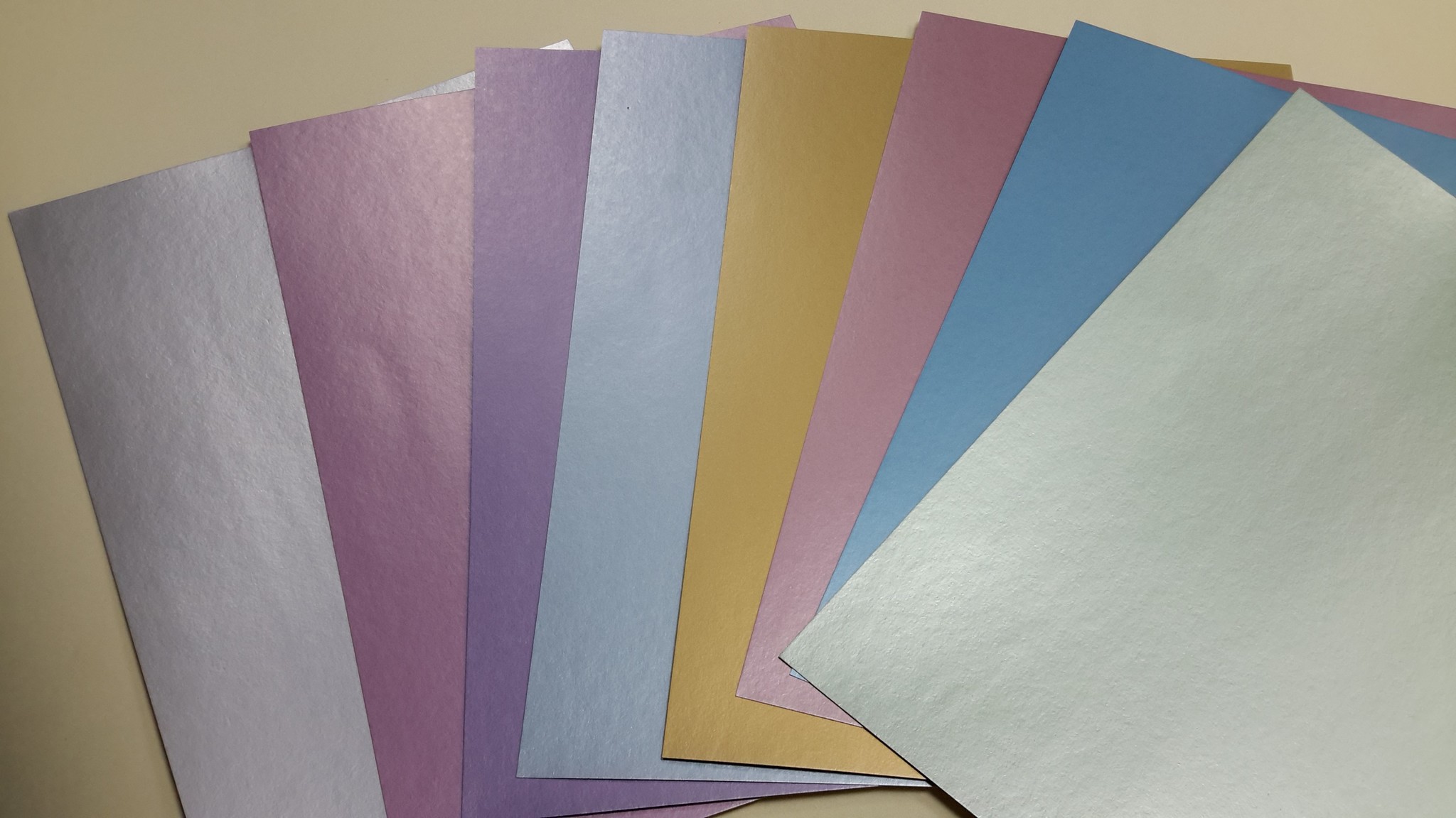 Types papers. Дизайнерская бумага. Дизайнерский картон. Дизайнерская бумага для цветов. Декоративный картон.