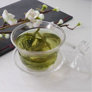 С чем бывает зеленый чай. large taipin houkui2. С чем бывает зеленый чай фото. С чем бывает зеленый чай-large taipin houkui2. картинка С чем бывает зеленый чай. картинка large taipin houkui2. Напиток благотворно влияет на работу сердечно-сосудистой системы, обладает противовоспалительным эффектом, способствует повышению общего тонуса и улучшению самочувствия. Несмотря на то, что его родиной и безоговорочным лидером по производству на протяжении многих лет является Китай, сегодня созданием этого продукта занимаются разные страны. У него большое количество поклонников, которые не представляют свою жизнь без чашечки ароматного напитка. Но далеко не все знают какие виды и сорта зеленого чая самые полезные, как выбрать хороший и качественный напиток среди огромного изобилия вариантов. С чем бывает зеленый чай. large taipin houkui2. С чем бывает зеленый чай фото. С чем бывает зеленый чай-large taipin houkui2. картинка С чем бывает зеленый чай. картинка large taipin houkui2. Напиток благотворно влияет на работу сердечно-сосудистой системы, обладает противовоспалительным эффектом, способствует повышению общего тонуса и улучшению самочувствия. Несмотря на то, что его родиной и безоговорочным лидером по производству на протяжении многих лет является Китай, сегодня созданием этого продукта занимаются разные страны. У него большое количество поклонников, которые не представляют свою жизнь без чашечки ароматного напитка. Но далеко не все знают какие виды и сорта зеленого чая самые полезные, как выбрать хороший и качественный напиток среди огромного изобилия вариантов.